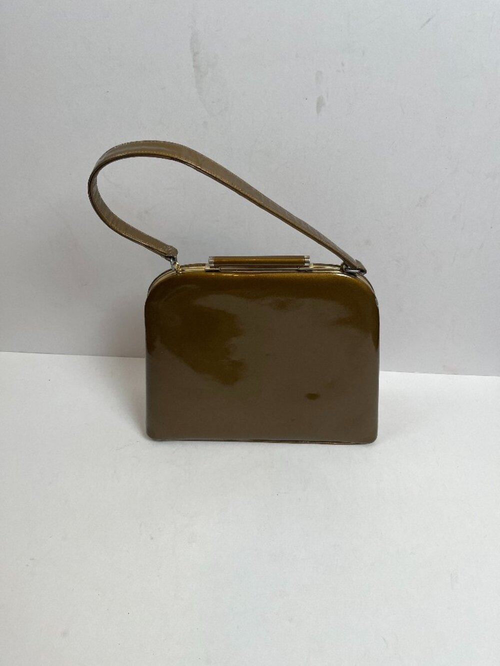1950s Olive Green Patent Leather Handbag By Leon of California